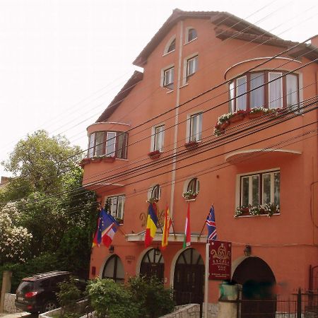 Villa-Hotel Escala Κλουζ-Ναπόκα Εξωτερικό φωτογραφία