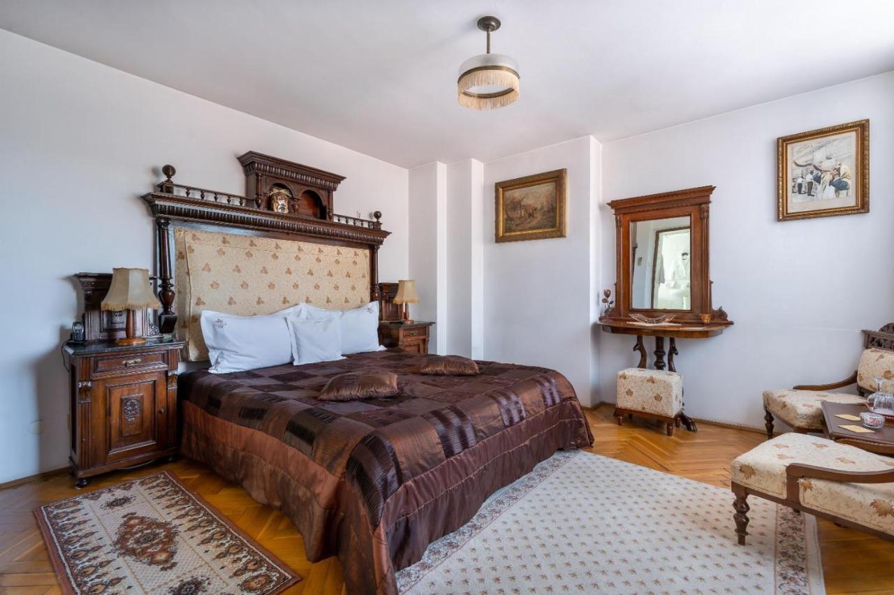 Villa-Hotel Escala Κλουζ-Ναπόκα Εξωτερικό φωτογραφία