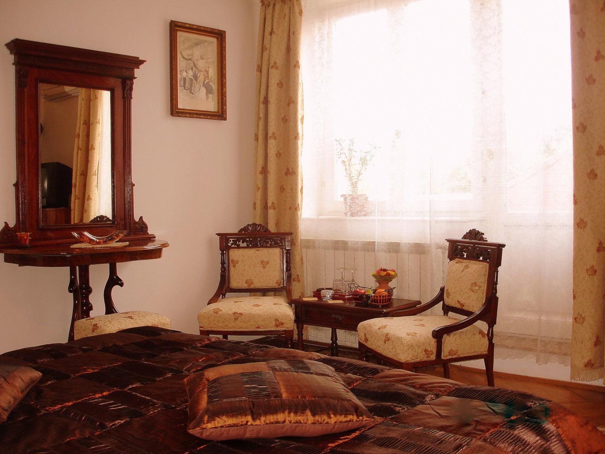 Villa-Hotel Escala Κλουζ-Ναπόκα Εξωτερικό φωτογραφία