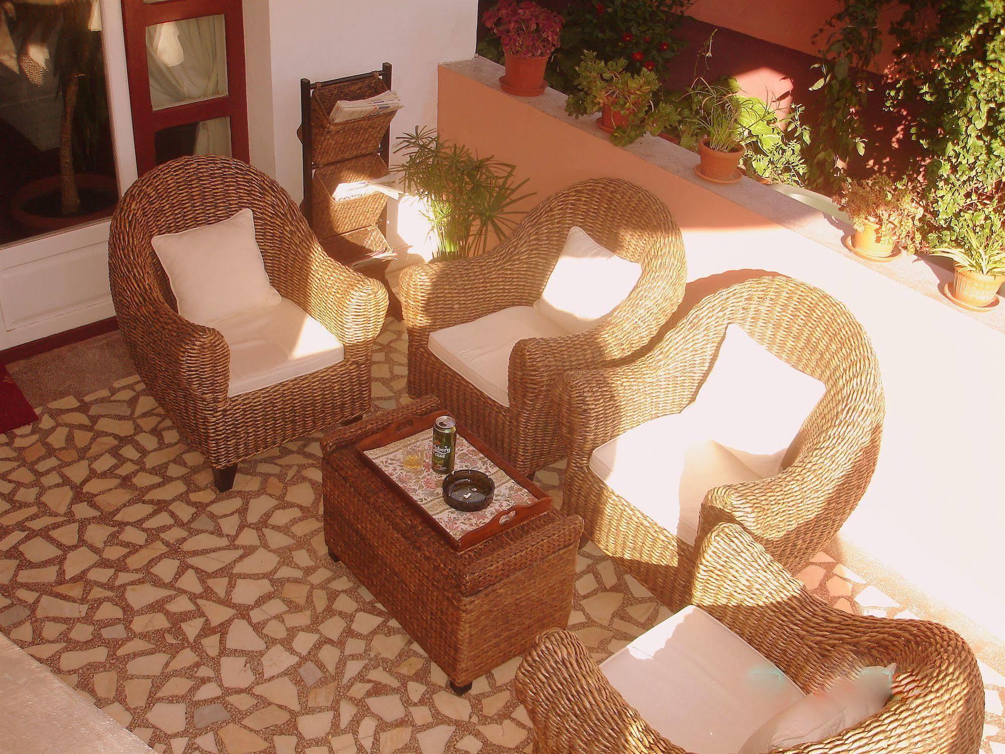 Villa-Hotel Escala Κλουζ-Ναπόκα Εξωτερικό φωτογραφία